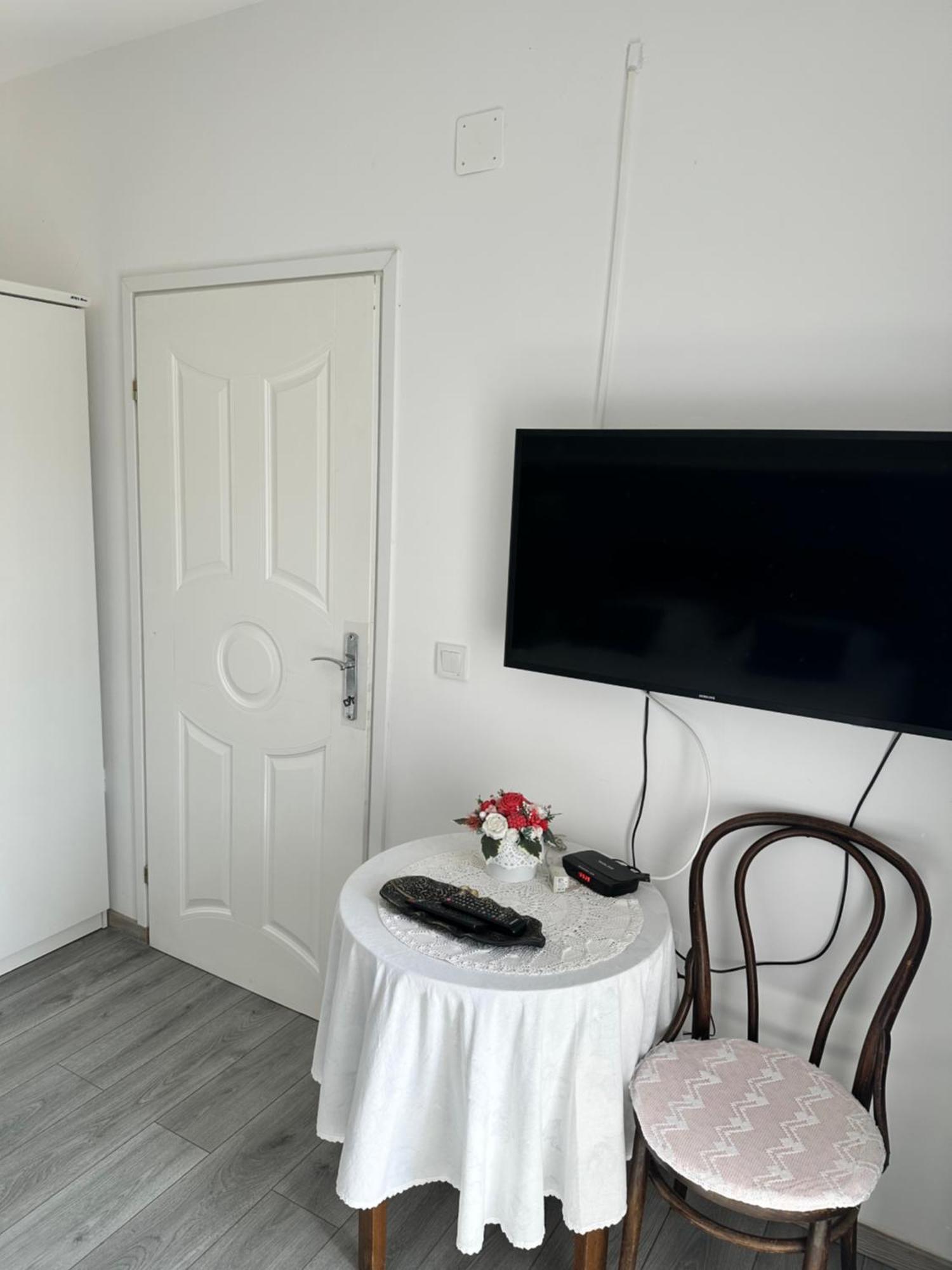 Lora Appartement Skradin Buitenkant foto