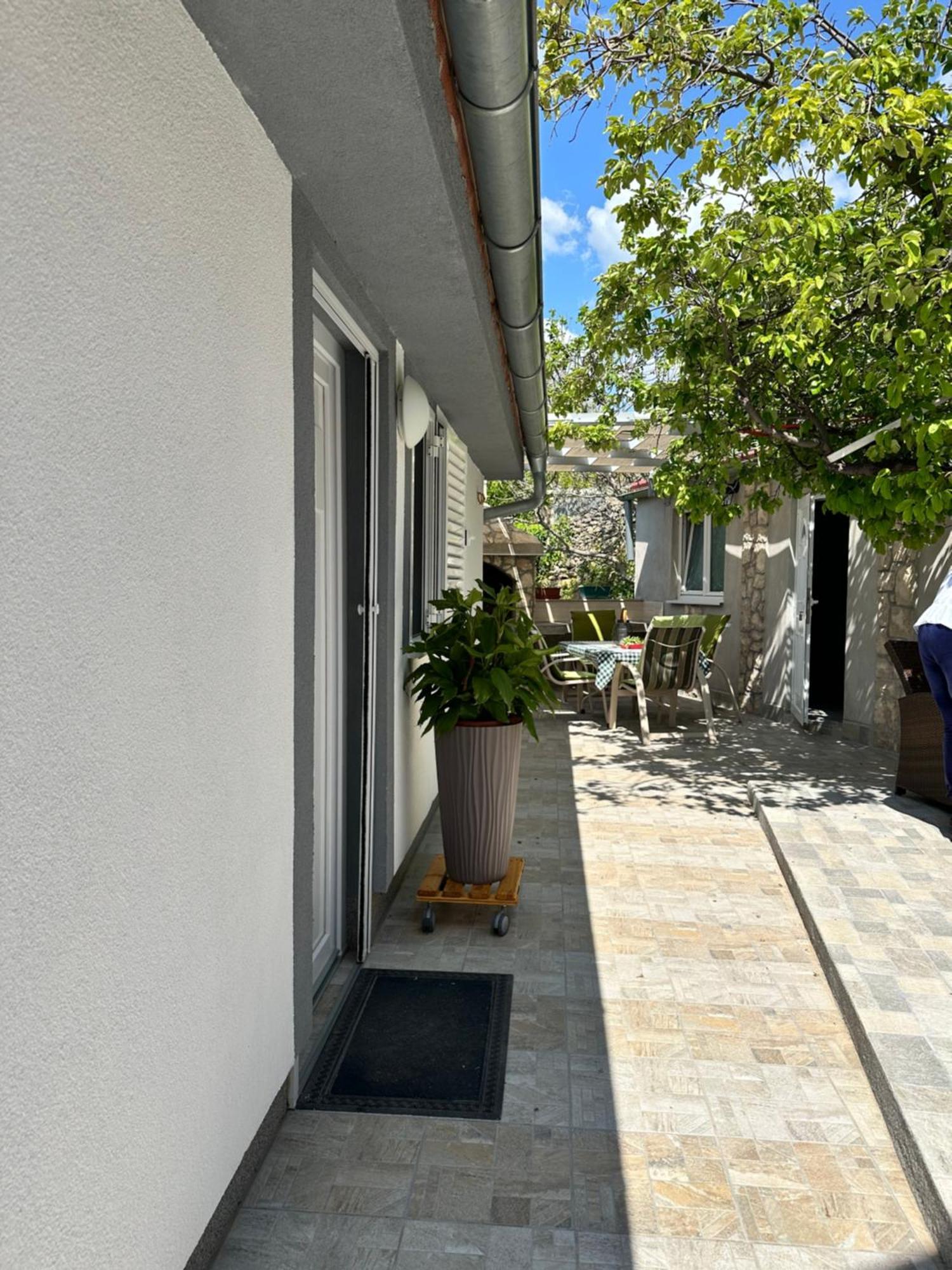 Lora Appartement Skradin Buitenkant foto
